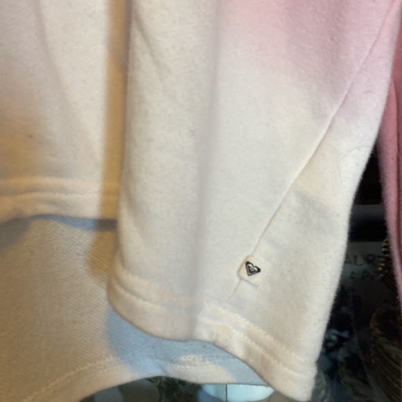ROXY cropped ombré hoodie with draw strings. - Picture 6 of 13